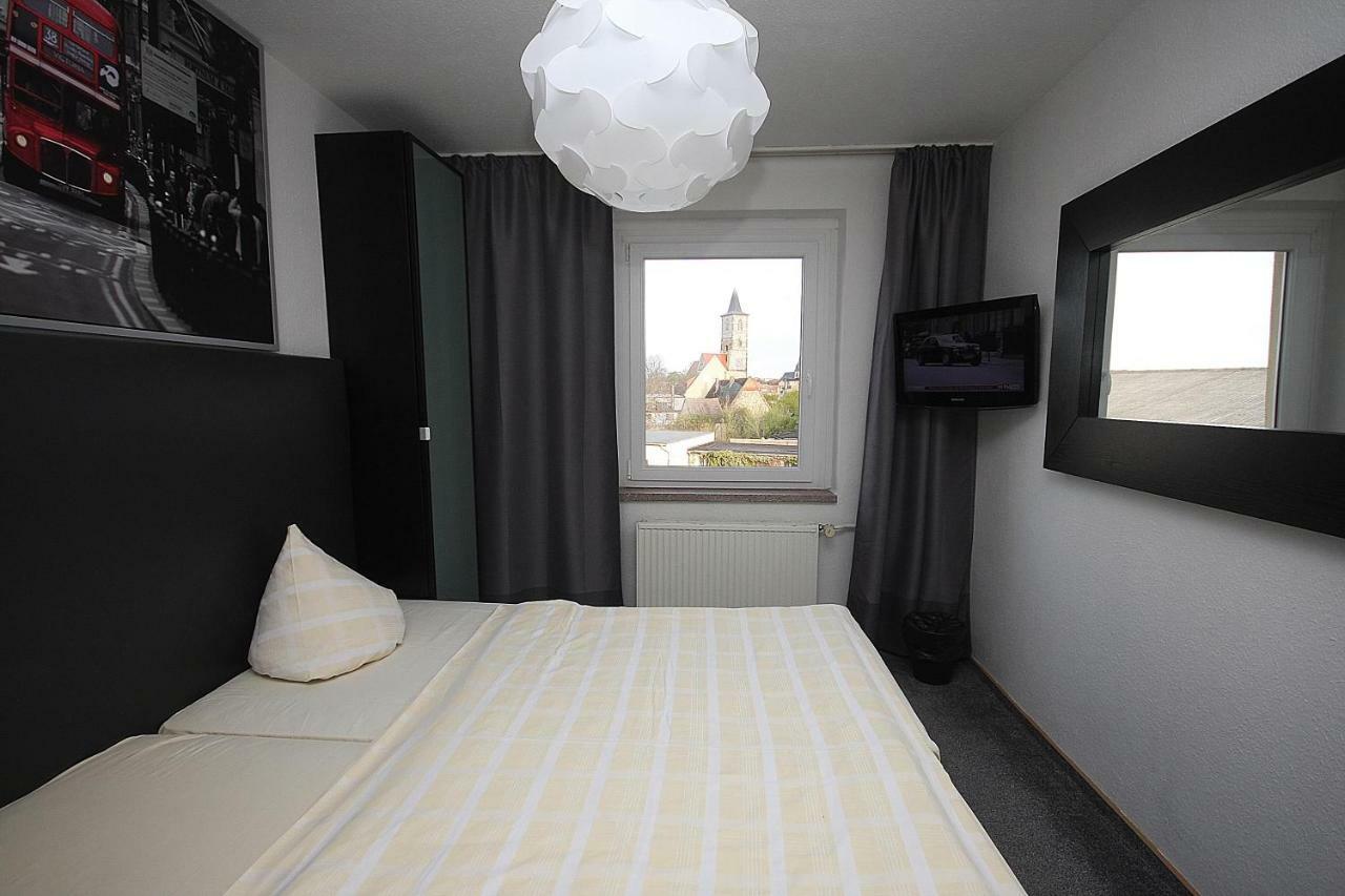 Sl'Otel Budget Bernburg Exterior photo